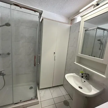 Borinquen Only 280 Meters To The Beach, Balcony With Sea View, Heated Pool, Wifi Playa de las Américas